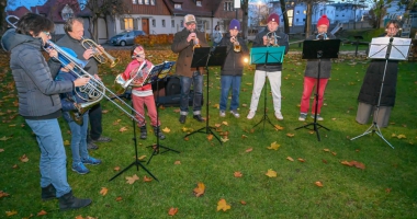 Die Jungbläser im Danielspark