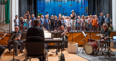 Die Kinder der Musikalischen Früherziehung  und das Lehrerorchester  