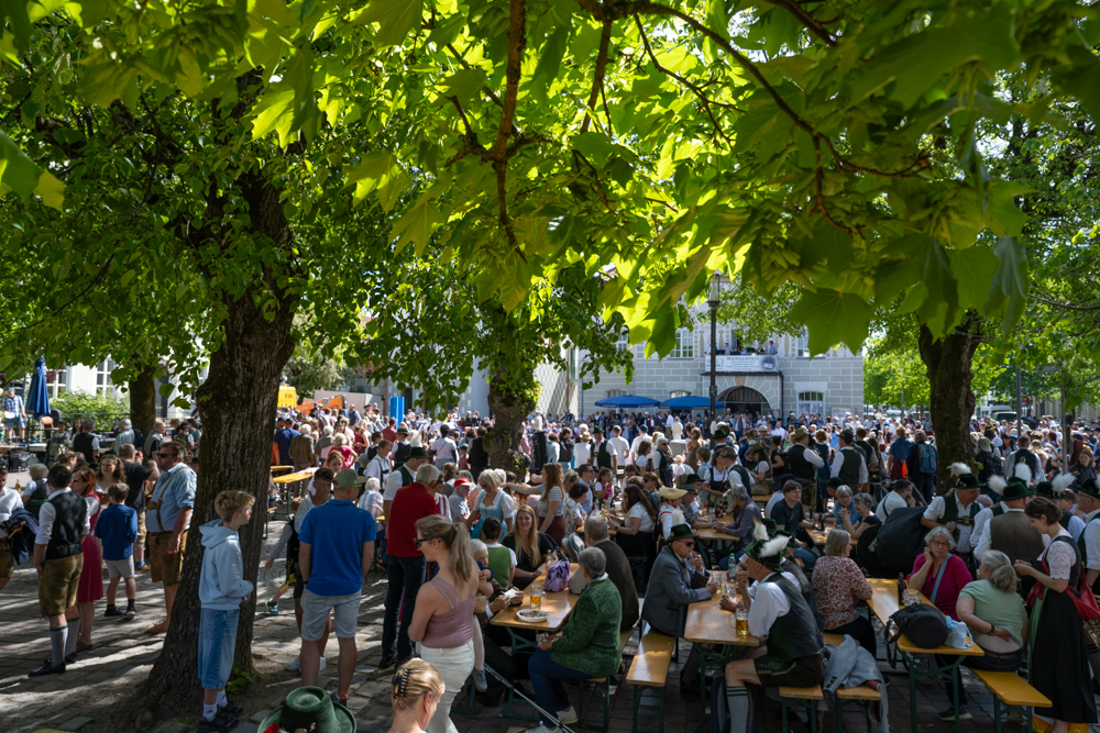Viele Besucher kamen zum Maibaumfest